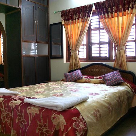 Elbrus Home Катманду Стая снимка