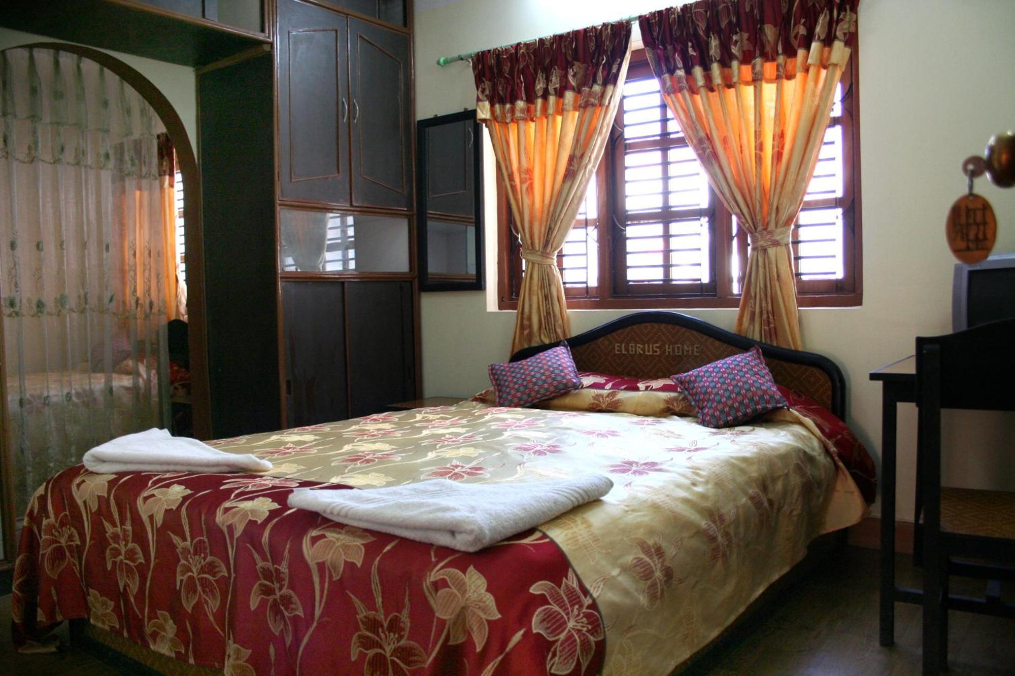 Elbrus Home Катманду Стая снимка