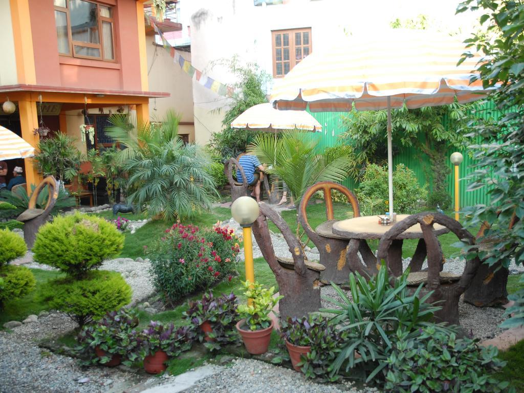 Elbrus Home Катманду Екстериор снимка