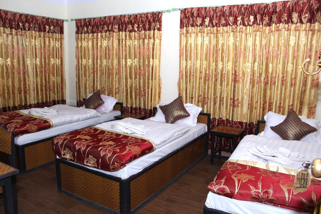 Elbrus Home Катманду Екстериор снимка