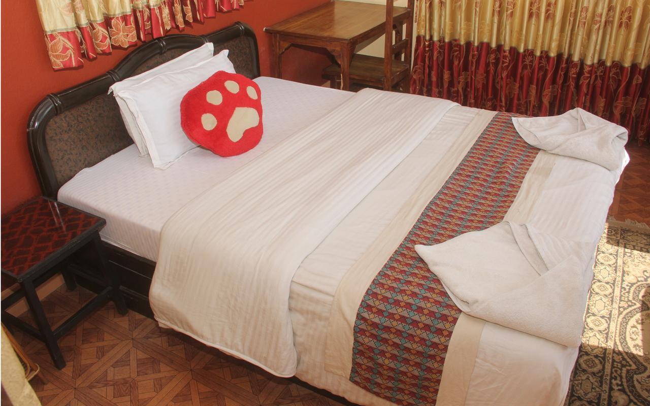 Elbrus Home Катманду Екстериор снимка